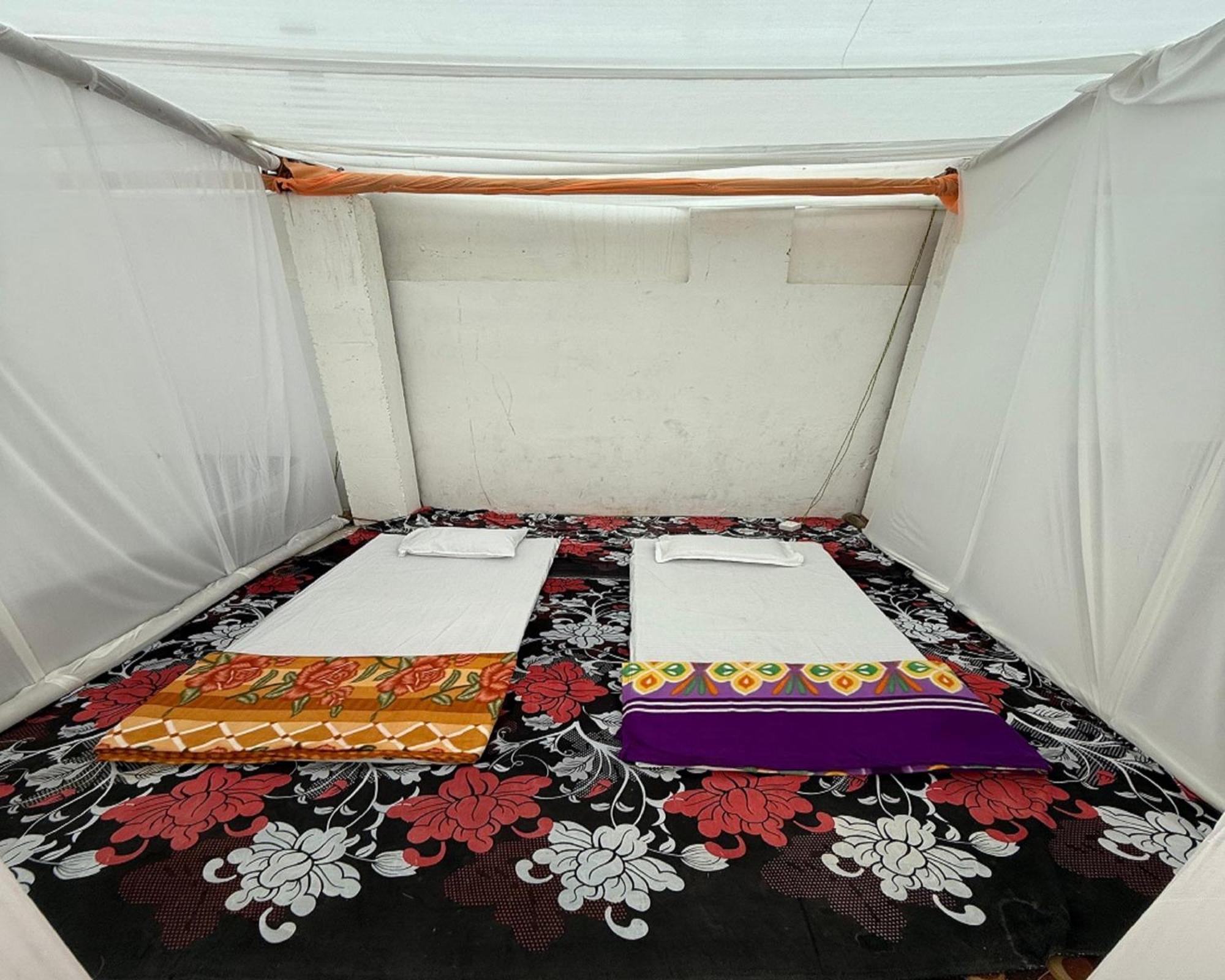 Arail Tent City Kumbh Cottage Mahakumbh -Near Arail Ghat And Naini Station Prayagraj Extérieur photo